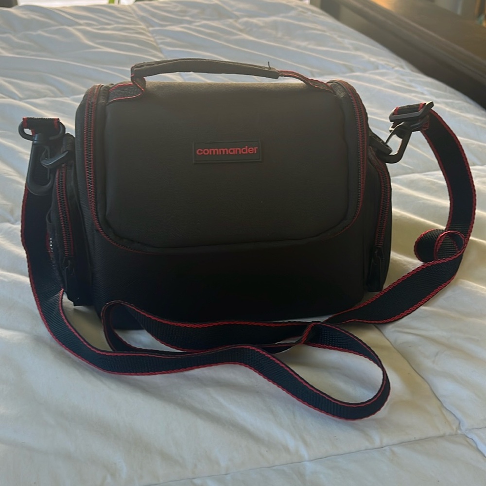 Commander camera case